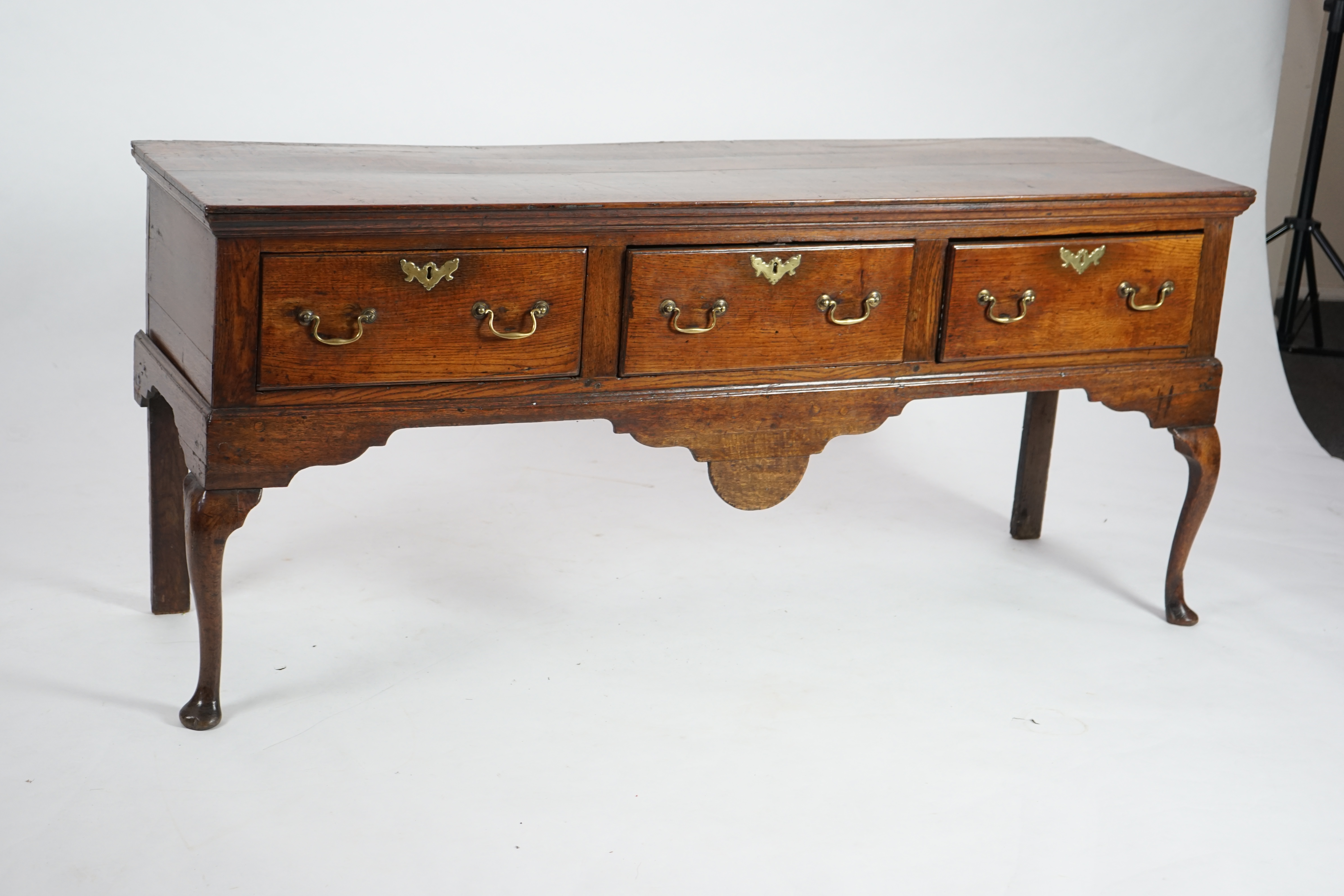 A George III oak dresser base